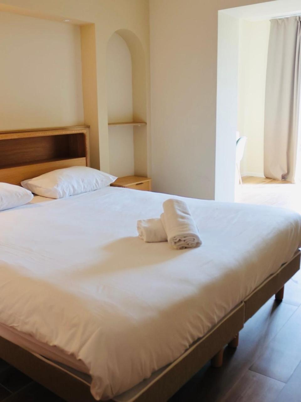 Adonis Sanary Grand Hotel Des Bains מראה חיצוני תמונה